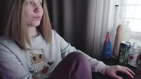 Snapshot of molly_royse chatting on March 2025 01:59:02 PM I have new photos come and see with love Molly online show from March 2025 01:59:02 PM