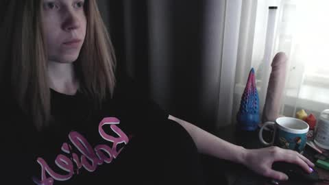 Snapshot of molly_royse chatting on March 2025 01:56:02 PM I have new photos come and see with love Molly online show from March 2025 01:56:02 PM