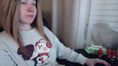 Snapshot of molly_royse chatting on November 2025 12:27:01 PM I have new photos come and see with love Molly online show from November 2025 12:27:01 PM