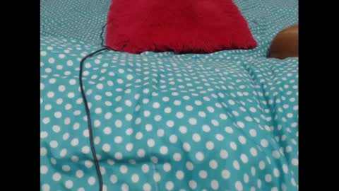 Snapshot of mollyandbra chatting on March 2025 12:00:02 AM Molly And Brad online show from March 2025 12:00:02 AM