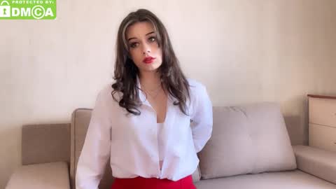 Molly online show from March 2026 01:25:01 PM