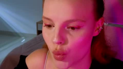 Molly online show from April 2026 05:19:08 AM