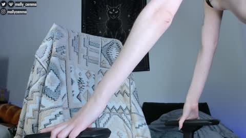 Snapshot of mollycemma chatting on January 2025 03:57:01 PM Molly online show from January 2025 03:57:01 PM