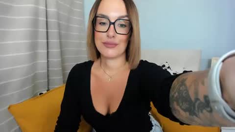 MollyCrazy online show from July 2026 07:18:02 PM