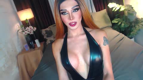 Molly online show from October 2025 08:29:01 AM