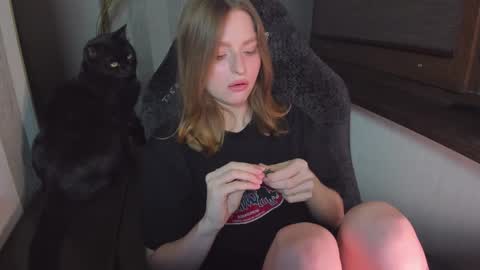 Snapshot of mollydangerous chatting on April 2026 08:53:02 PM Taisha online show from April 2026 08:53:02 PM