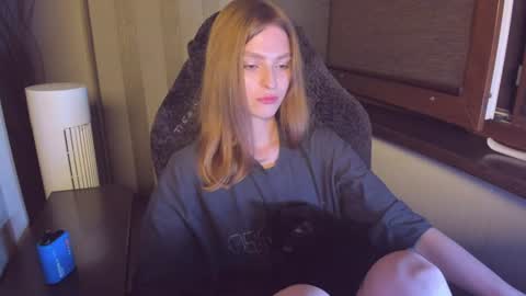 Snapshot of mollydangerous chatting on August 2026 06:43:02 PM Taisha online show from August 2026 06:43:02 PM