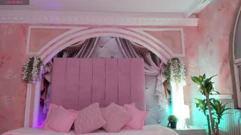 Snapshot of mollydoll_amour chatting on June 2026 11:52:02 AM MollyDoll online show from June 2026 11:52:02 AM