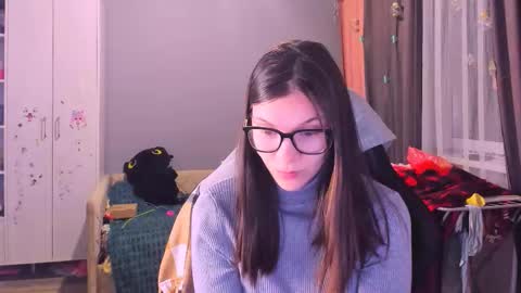  KIRA  online show from February 2026 01:37:02 AM