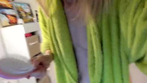 AngelMomm online show from February 2025 04:32:02 AM