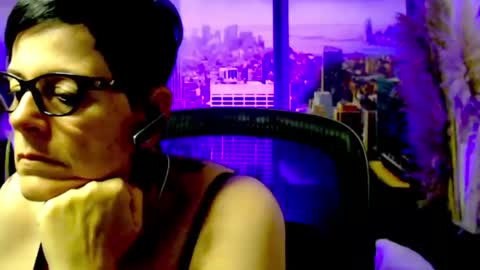 Snapshot of mollysun chatting on August 2026 06:00:01 PM MollySun Nina Randmann online show from August 2026 06:00:01 PM