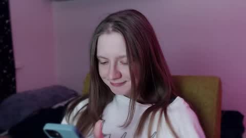 Snapshot of mollytucker chatting on February 2025 02:53:01 PM mollytucker online show from February 2025 02:53:01 PM