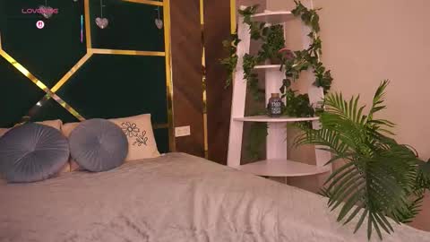 Snapshot of mollyymayy chatting on March 2026 12:23:01 PM mollyymayy online show from March 2026 12:23:01 PM