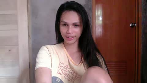 MOMIKHEM online show from March 2025 03:53:02 AM