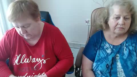 Snapshot of mommy99x chatting on March 2026 08:52:01 AM Mommy99X online show from March 2026 08:52:01 AM