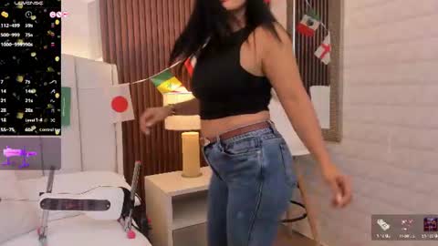 Snapshot of mommy_naughty_ chatting on June 2026 11:45:01 AM Letty Smith online show from June 2026 11:45:01 AM