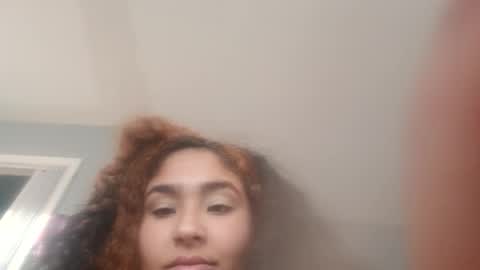 Mommy bubbles online show from December 2024 08:18:01 PM