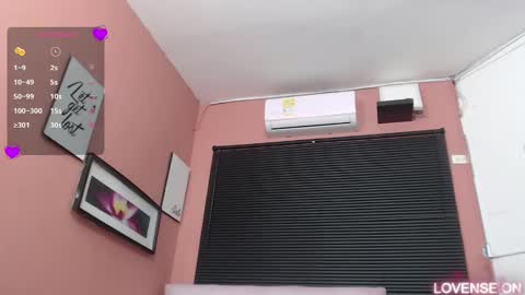 Daphne  online show from March 2025 07:42:02 PM