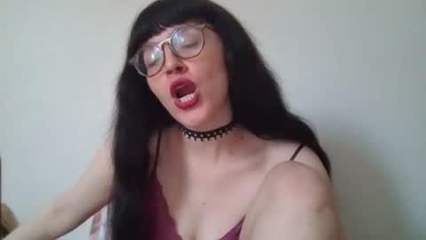 Snapshot of mommynatrix chatting on July 2026 05:50:02 PM Mommynatrix online show from July 2026 05:50:02 PM