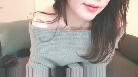 Momo online show from December 2024 02:44:01 PM