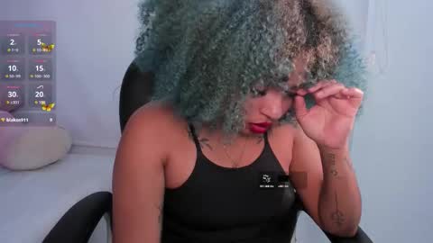 Momo  online show from March 2026 03:56:01 AM