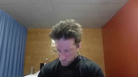 Snapshot of moms_little_monster chatting on February 2026 03:15:02 PM moms_little_monster online show from February 2026 03:15:02 PM