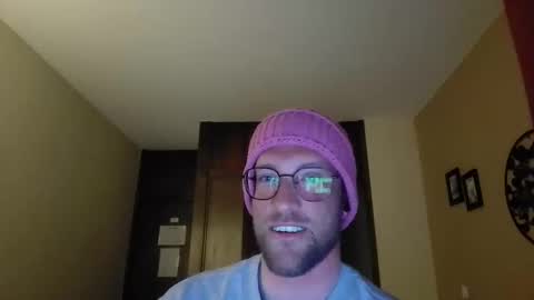 Snapshot of moms_little_monster chatting on March 2026 08:24:01 PM moms_little_monster online show from March 2026 08:24:01 PM