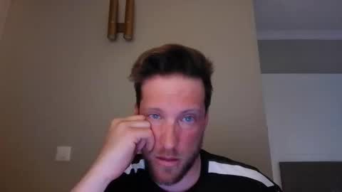 Snapshot of moms_little_monster chatting on April 2026 03:39:01 PM moms_little_monster online show from April 2026 03:39:01 PM