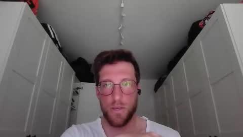 Snapshot of moms_little_monster chatting on April 2026 03:30:02 PM moms_little_monster online show from April 2026 03:30:02 PM