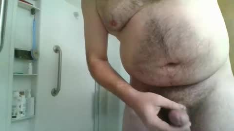 Snapshot of momsloveing chatting on January 2026 02:17:02 AM justTHEit online show from January 2026 02:17:02 AM