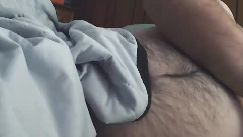 Snapshot of momsloveing chatting on March 2026 04:51:01 AM justTHEit online show from March 2026 04:51:01 AM