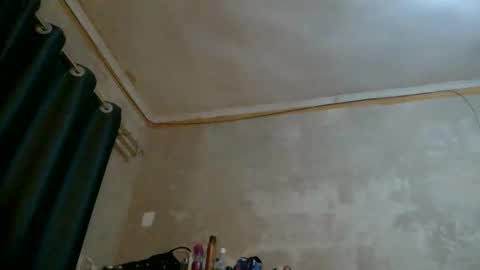 mona online show from December 2025 02:49:01 AM