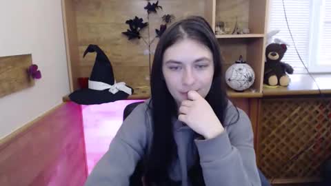 monakali online show from November 2025 07:52:02 AM