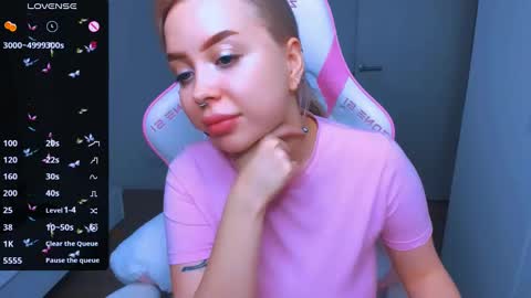   online show from December 2024 07:54:01 PM