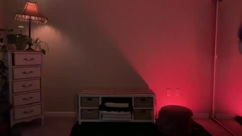 Mona online show from March 2025 03:27:01 PM