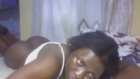 monalisaah online show from September 2025 12:00:02 AM