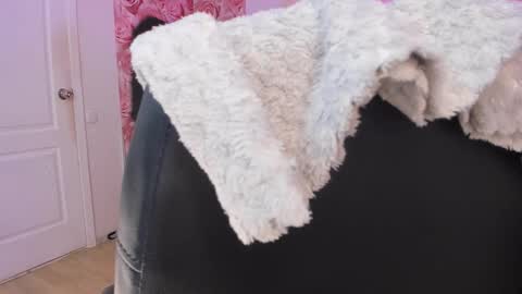 Monica online show from September 2025 05:20:02 AM