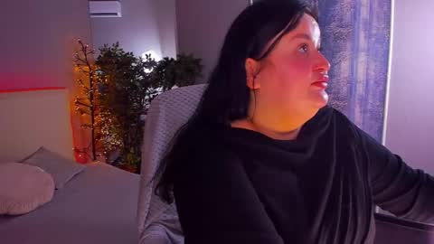 Monica online show from October 2025 11:21:02 AM