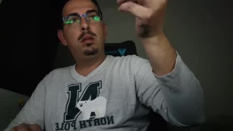 Snapshot of monica35milf chatting on January 2025 10:31:01 PM MonicaLuigi online show from January 2025 10:31:01 PM