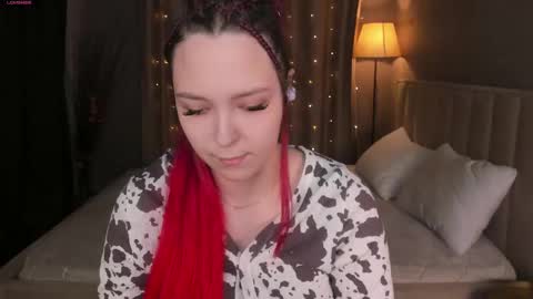 Snapshot of monica__queen chatting on February 2026 05:28:02 AM Monica online show from February 2026 05:28:02 AM