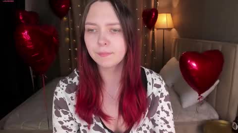 Snapshot of monica__queen chatting on February 2026 05:33:02 AM Monica online show from February 2026 05:33:02 AM