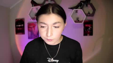 Snapshot of monica_sweets chatting on September 2025 12:07:01 PM sweet girl and shine body online show from September 2025 12:07:01 PM