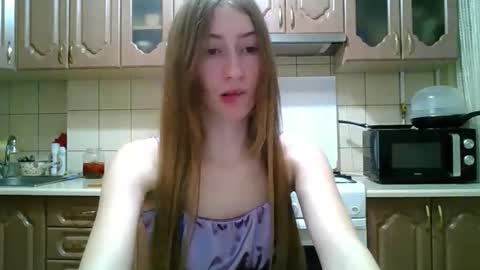 Snapshot of monica_tamayo chatting on March 2026 09:53:02 PM Monica online show from March 2026 09:53:02 PM