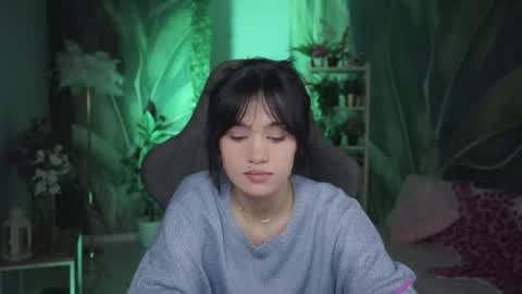 Snapshot of monicafarmer chatting on April 2026 12:23:01 AM monica online show from April 2026 12:23:01 AM