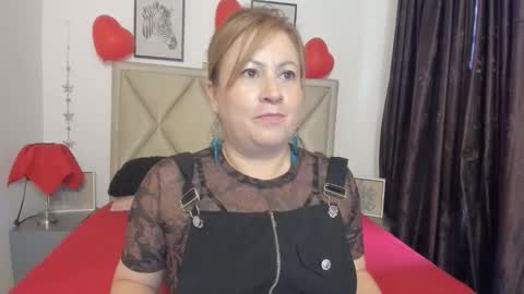 Mony online show from February 2026 12:11:01 PM