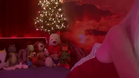 Snapshot of monicutex chatting on January 2025 03:29:02 AM Monika    online show from January 2025 03:29:02 AM