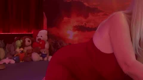 Snapshot of monicutex chatting on January 2025 05:21:02 AM Monika    online show from January 2025 05:21:02 AM