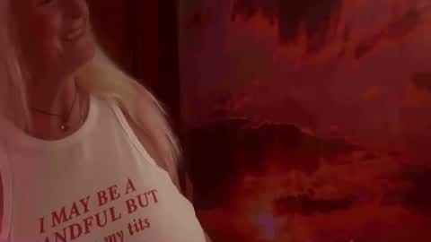 Snapshot of monicutex chatting on October 2025 01:25:02 AM Monika    online show from October 2025 01:25:02 AM