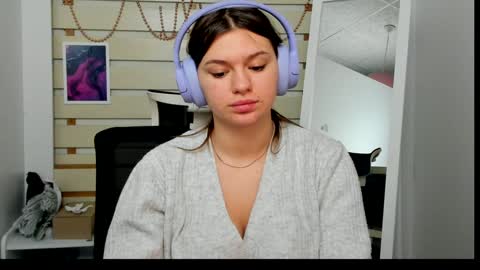 Monika online show from January 2025 02:15:02 PM