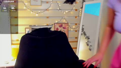 Monika online show from February 2026 01:50:02 PM